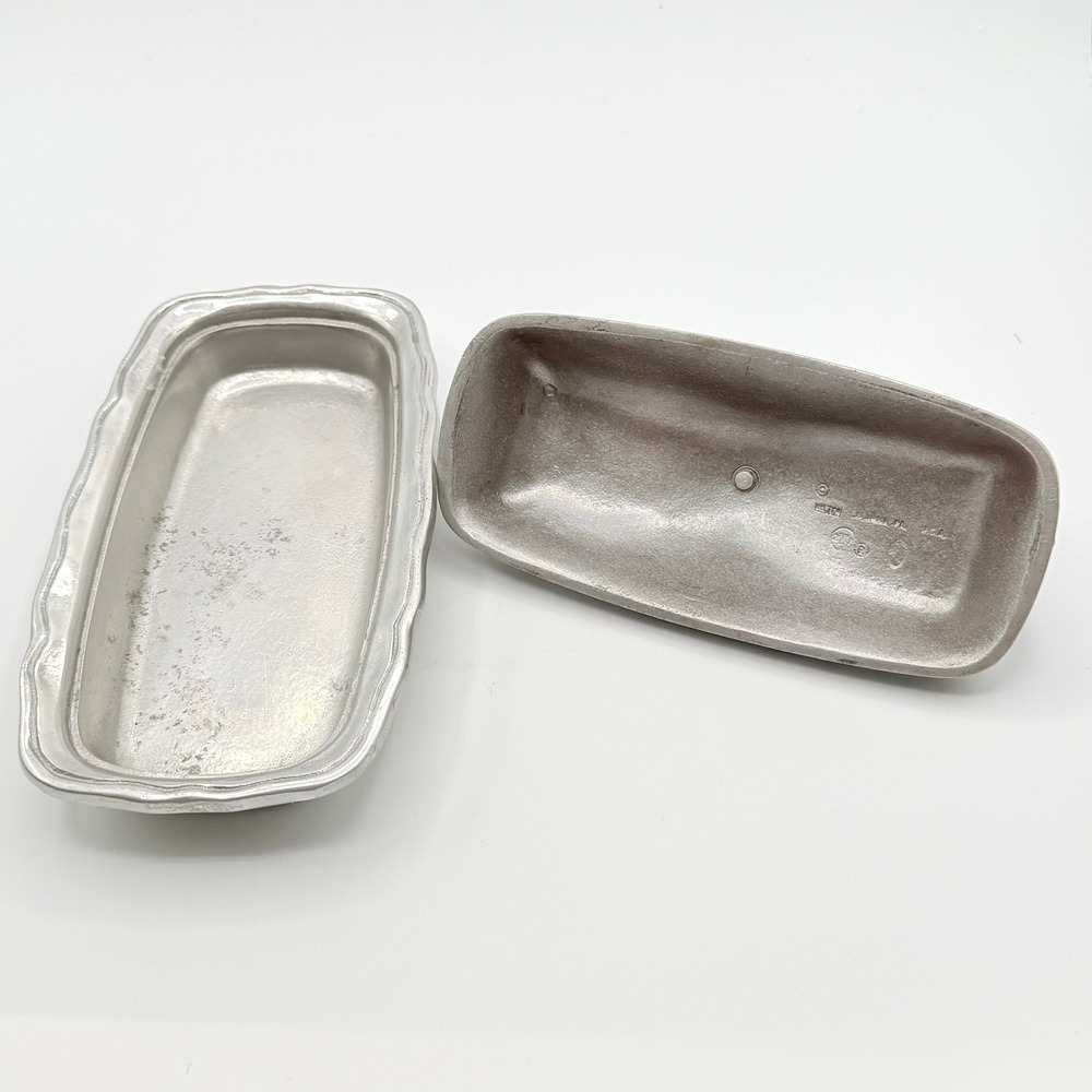 Wilton Armetale Butter Dish Silver RWP Cast Aluminum Scalloped Good Condition - Picture 5 of 10